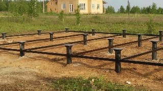 Установка и монтаж - винтовые сваи в Благовещенске для свайного фундамента дома. Цена от 2087 руб - видео закручивание